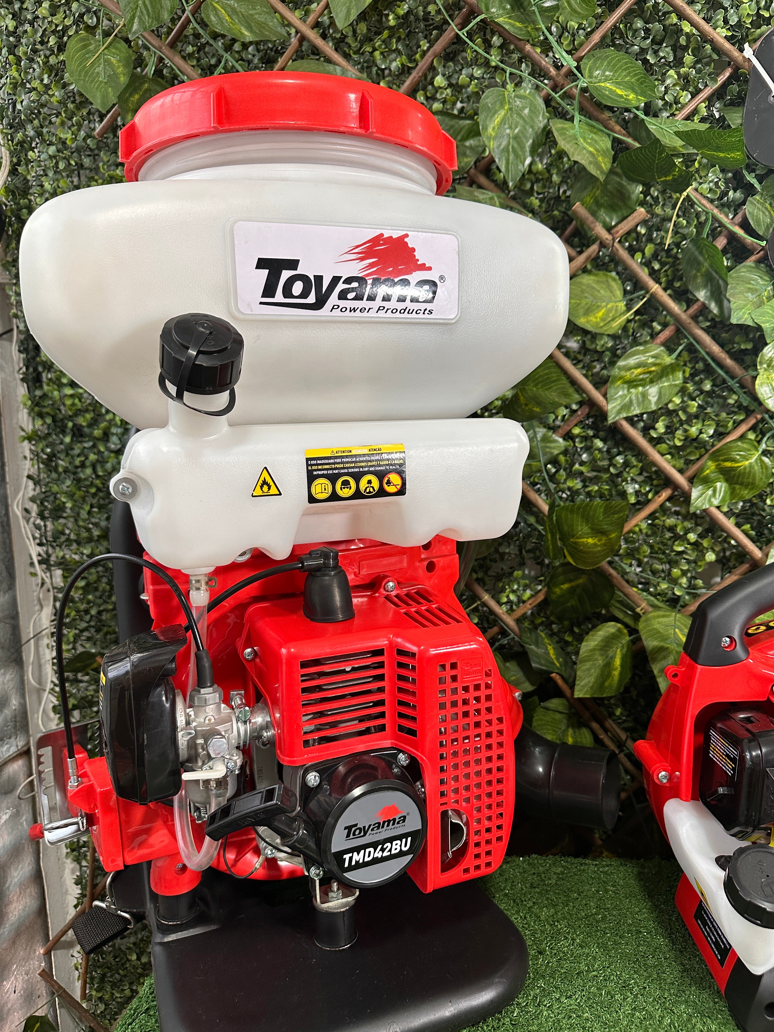 FUMIGADORA CAÑON TOYAMA TMD42BU