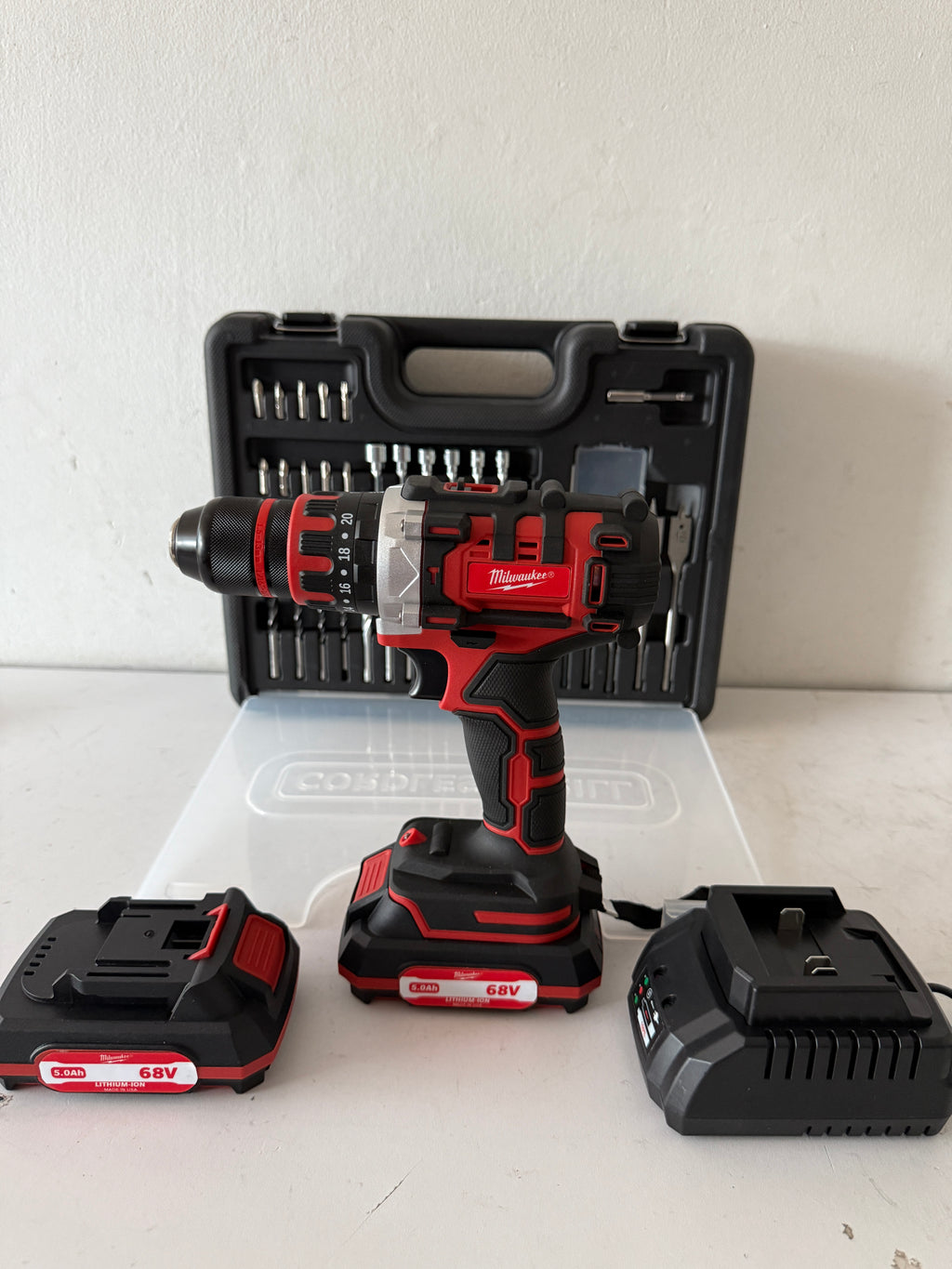 TALADRO INALAMBRICO MILWAUKEE 68V